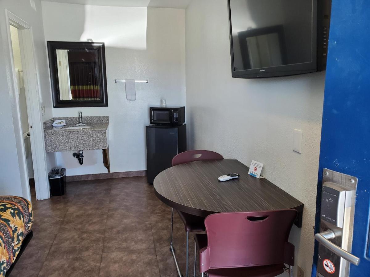 هيسبيريا High Desert Inn المظهر الخارجي الصورة